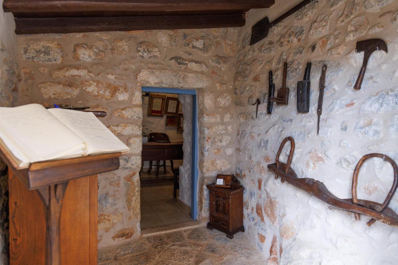 Lithos Stone Suites Areopoli Exteriör bild