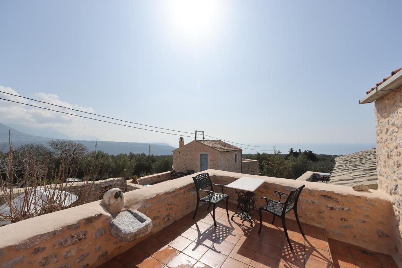 Lithos Stone Suites Areopoli Rum bild