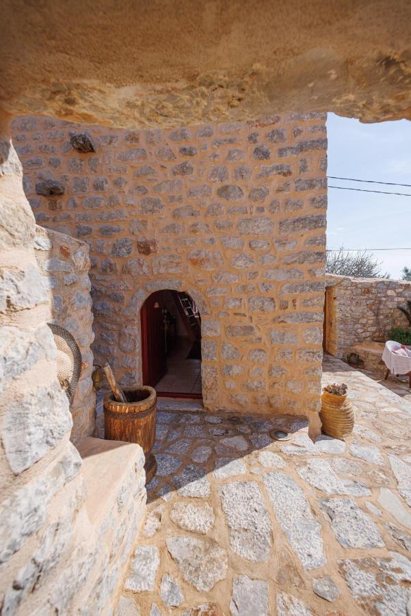 Lithos Stone Suites Areopoli Exteriör bild