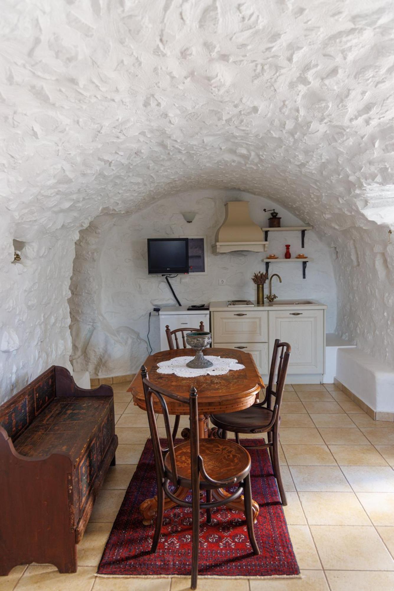 Lithos Stone Suites Areopoli Rum bild
